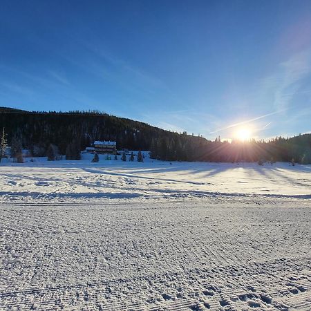 Apartmenthaus Almwiese Flattnitz ภายนอก รูปภาพ