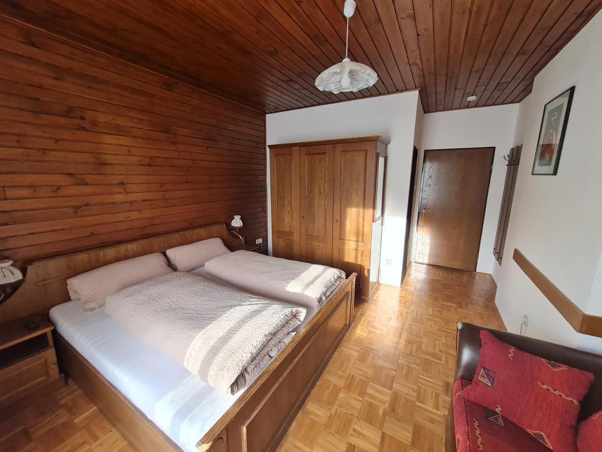 Apartmenthaus Almwiese Flattnitz ภายนอก รูปภาพ
