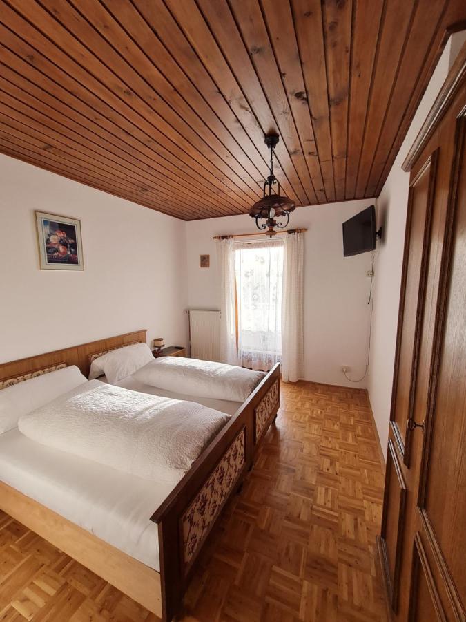 Apartmenthaus Almwiese Flattnitz ภายนอก รูปภาพ